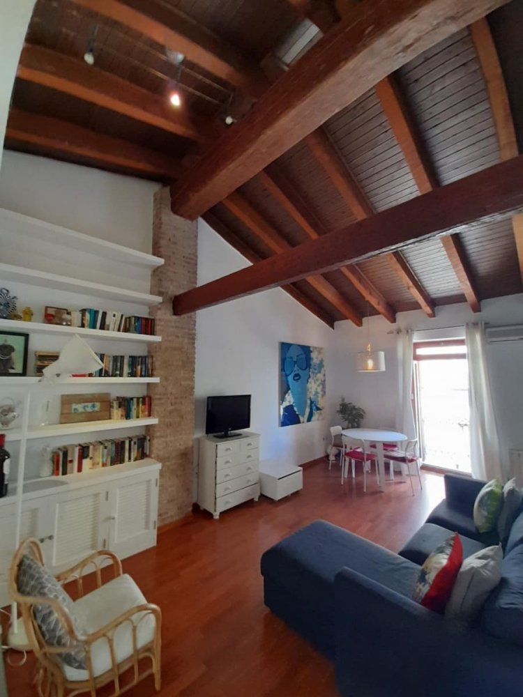 Apartamento de 2 dormitorios en Valencia, Spain No. 177250