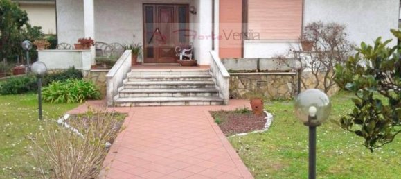 Villa de 12 habitaciónes en Pietrasanta, Italy No. 105722 3