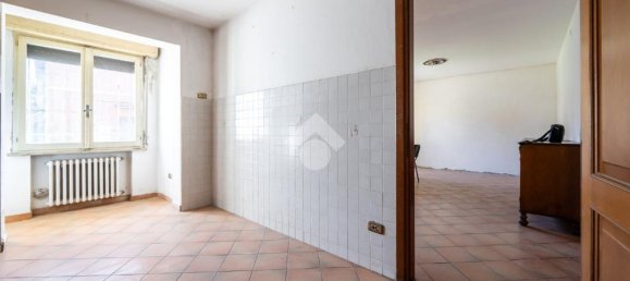 4 bedrooms House in Campegine, Italy No. 170658 5