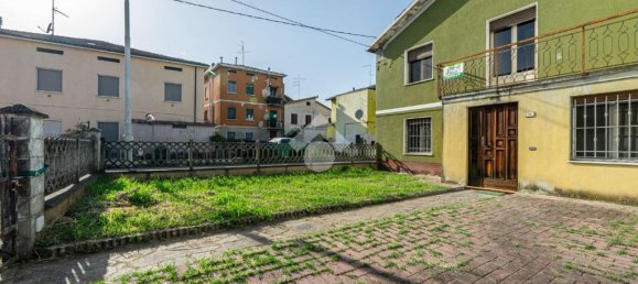 4 bedrooms House in Campegine, Italy No. 170658 14