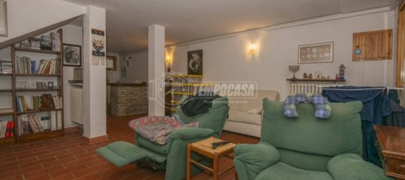 4 غرف نوم منزل في Albinea, Italy رقم 207816 34