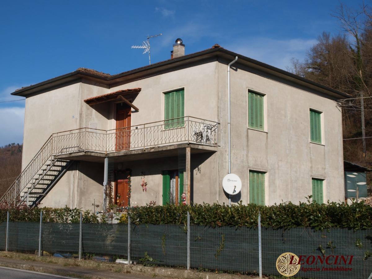 5 rooms Apartment in Filattiera, Italy No. 89976