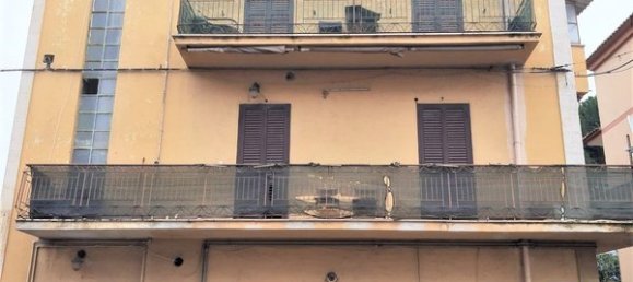 Casa de 8 habitaciónes en Marcellina, Italy No. 116539 5