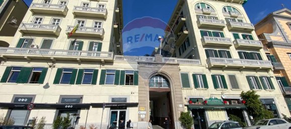 Apartamento de 3 divisões em Naples, Italy N.º 33083 3