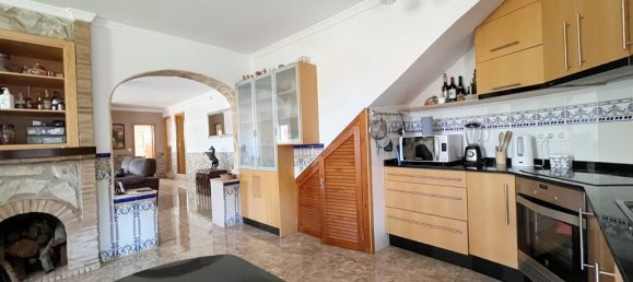 5 bedrooms House in Pedreguer, Spain No. 188306 9