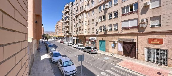 Apartamento de 2 dormitorios en Almería, Spain No. 137735 18
