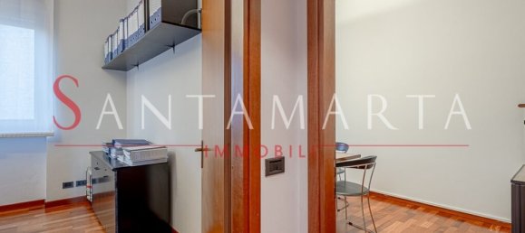 2 bedrooms Apartment in Milan, Italy No. 243519 18