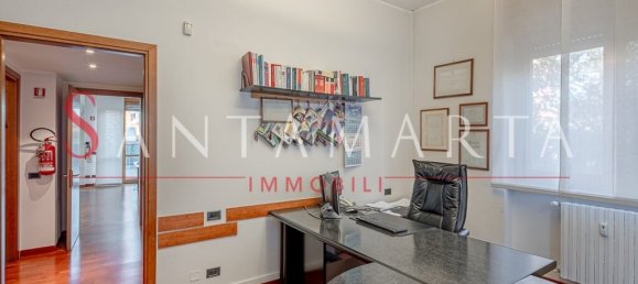 2 bedrooms Apartment in Milan, Italy No. 243519 16