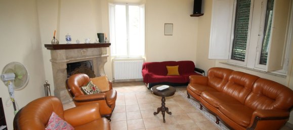 9 rooms Villa in Livorno, Italy No. 90211 10