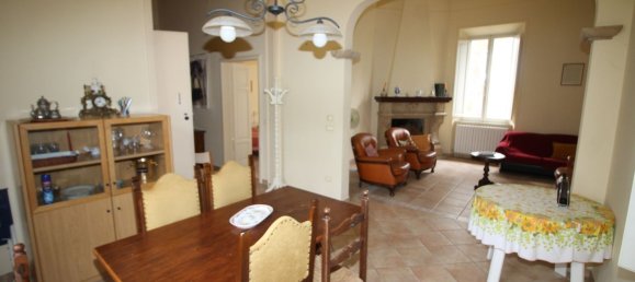 9 rooms Villa in Livorno, Italy No. 90211 11