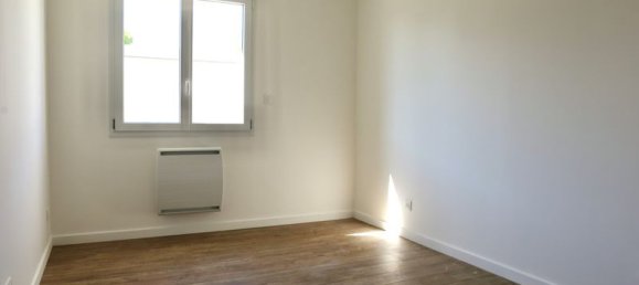 3 bedrooms House in Reims, France No. 254073 12