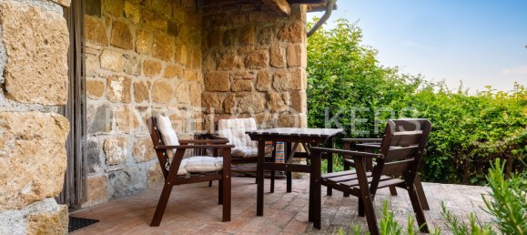 6 bedrooms House in Pitigliano, Italy No. 105203 2