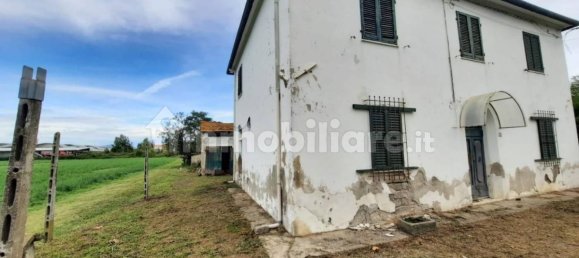 4 bedrooms House in Terricciola, Italy No. 269094 11