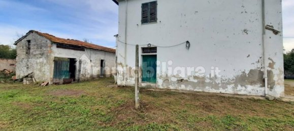 4 bedrooms House in Terricciola, Italy No. 269094 12