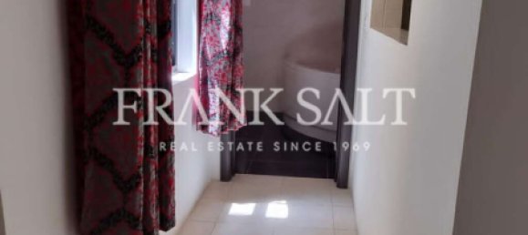 3 bedrooms Apartment in Victoria, Malta No. 5868 4