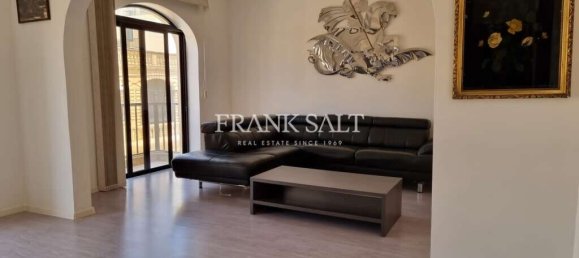 3 bedrooms Apartment in Victoria, Malta No. 5868 16