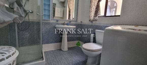 3 bedrooms Apartment in Victoria, Malta No. 5868 10