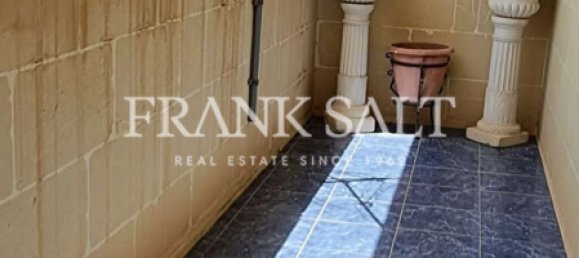 3 bedrooms Apartment in Victoria, Malta No. 5868 13