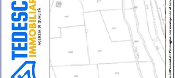 202m² Commercial property in Avellino, Italy No. 226971 3