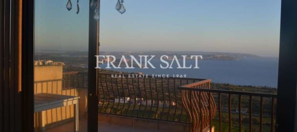 1 غرف نوم بانتهاوس في Nadur, Malta رقم 5587 5