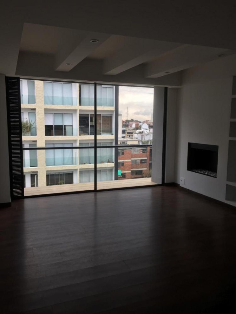 Дом с 3 спальнями в Богота, Колумбия № 11529