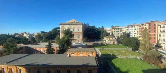 6 Schlafzimmer Wohnung in Genoa, Italy, Nr. 339985 17