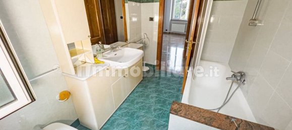 6 Schlafzimmer Wohnung in Genoa, Italy, Nr. 339985 11