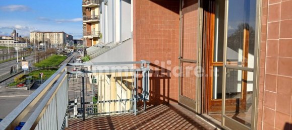 Квартира с 5 спальнями в Турин, Италия № 200940 3