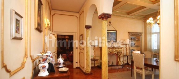 5 bedrooms Apartment in Livorno, Italy No. 220523 31