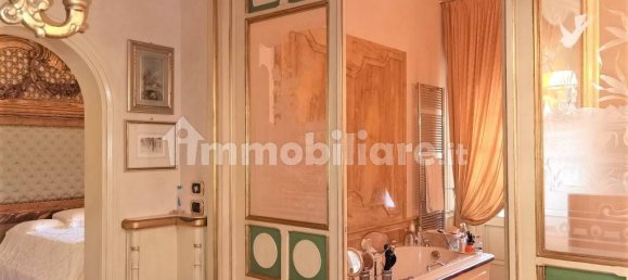 5 bedrooms Apartment in Livorno, Italy No. 220523 30