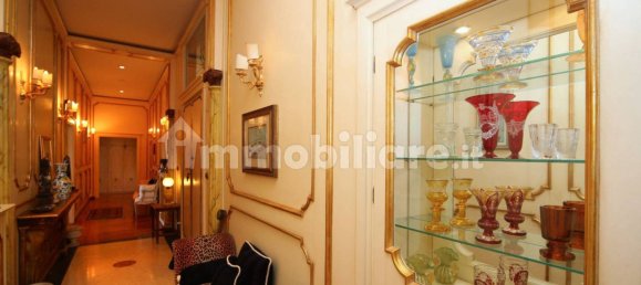 5 bedrooms Apartment in Livorno, Italy No. 220523 23