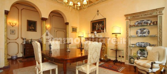 5 bedrooms Apartment in Livorno, Italy No. 220523 6
