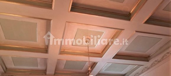 5 bedrooms Apartment in Livorno, Italy No. 220523 3