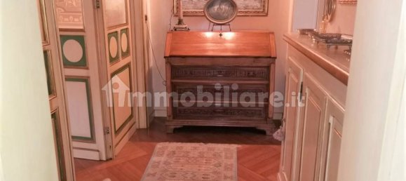 5 bedrooms Apartment in Livorno, Italy No. 220523 39