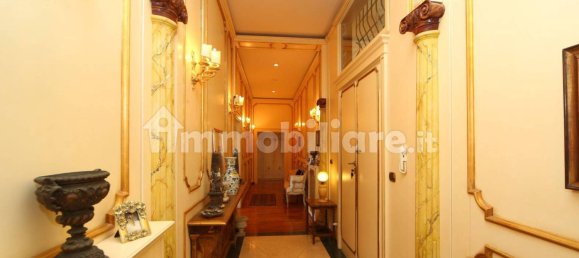 5 bedrooms Apartment in Livorno, Italy No. 220523 25