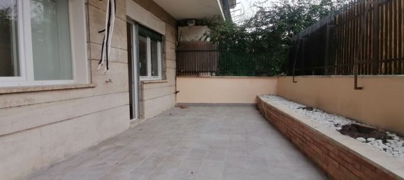 Квартира с 2 комнатами в Рим, Италия № 203245 15