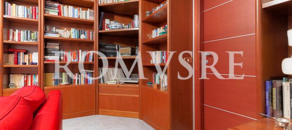 4 rooms House in Rome, Italy No. 44863 48