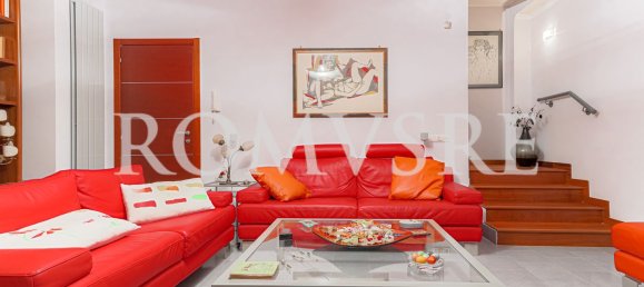 4 rooms House in Rome, Italy No. 44863 46