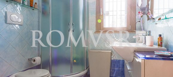 4 rooms House in Rome, Italy No. 44863 36