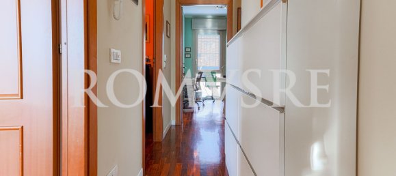 4 rooms House in Rome, Italy No. 44863 39