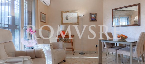 4 rooms House in Rome, Italy No. 44863 2