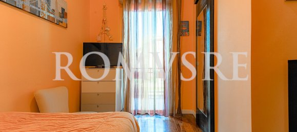 4 rooms House in Rome, Italy No. 44863 27