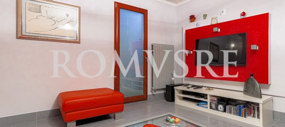 4 rooms House in Rome, Italy No. 44863 49