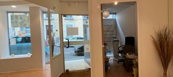 Propriété commerciale à Bourg-en-Bresse, France 131m² No. 309188 2