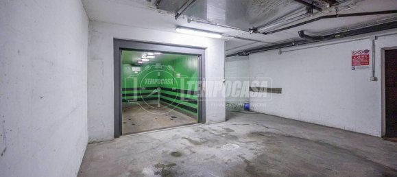 2 bedrooms Apartment in Milan, Italy No. 332125 38