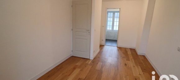 3 bedrooms House in Epernon, France No. 153160 13