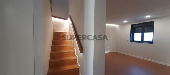 Casa de 4 dormitorios en Sao Mamede de Infesta, Portugal No. 160024 3