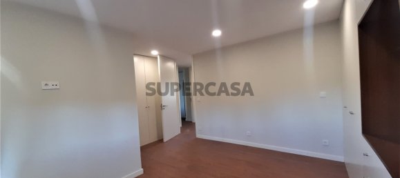 Casa de 4 dormitorios en Sao Mamede de Infesta, Portugal No. 160024 6