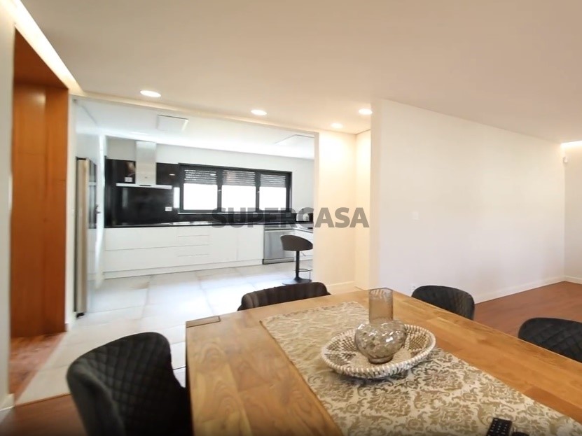 Casa de 4 dormitorios en Sao Mamede de Infesta, Portugal No. 160024