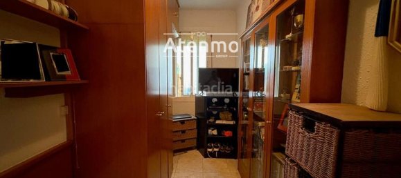 3 bedrooms Apartment in Horta-Guinardo, Spain No. 190229 2